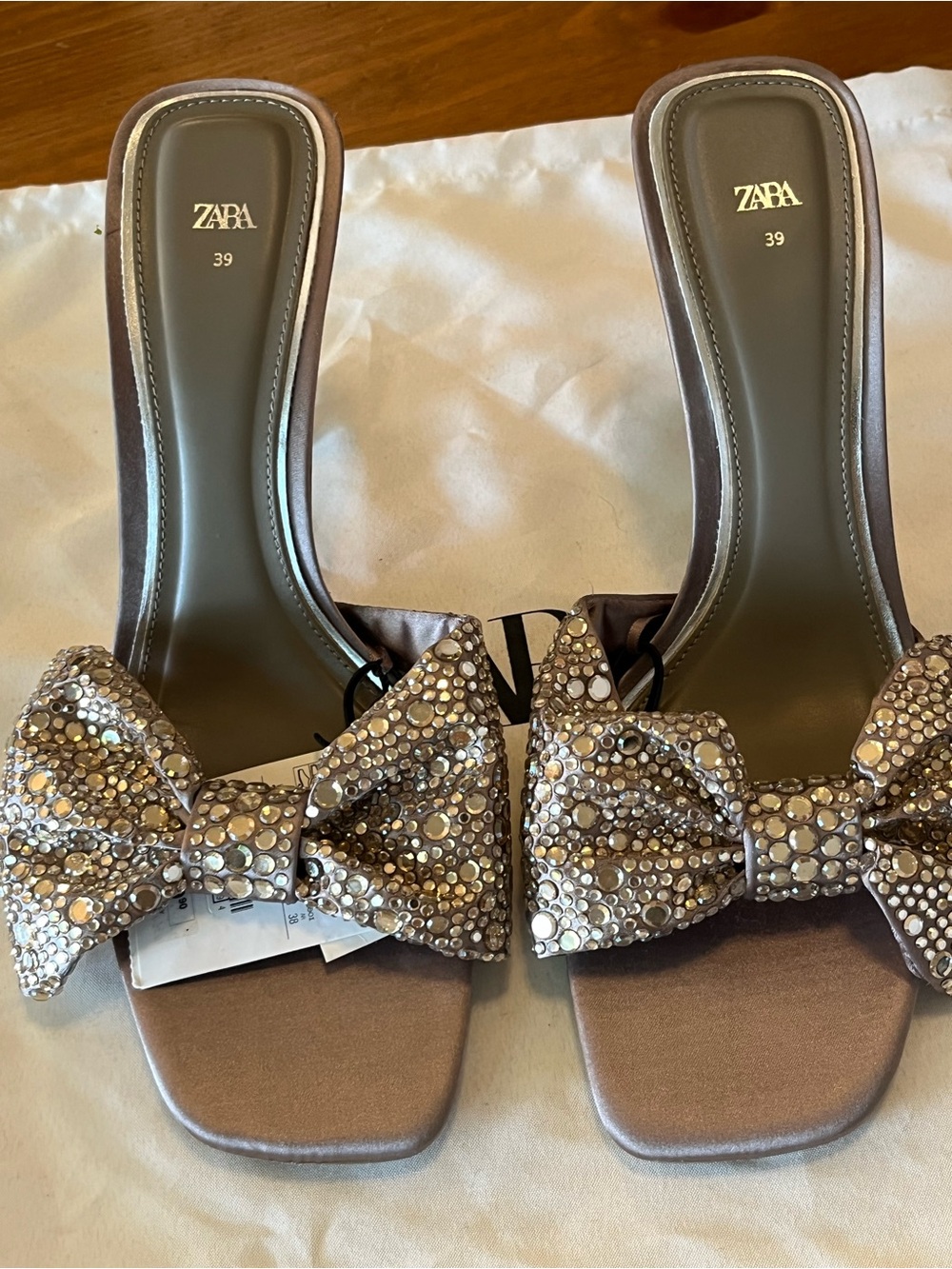 Zara gold/taupe Rhinestone Bow Slide sandals